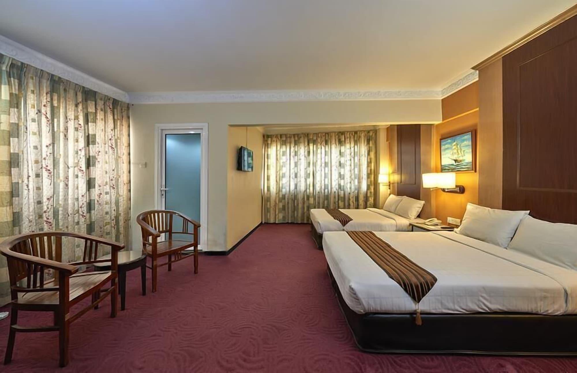 Palace Hotel Куала Лумпур Екстериор снимка