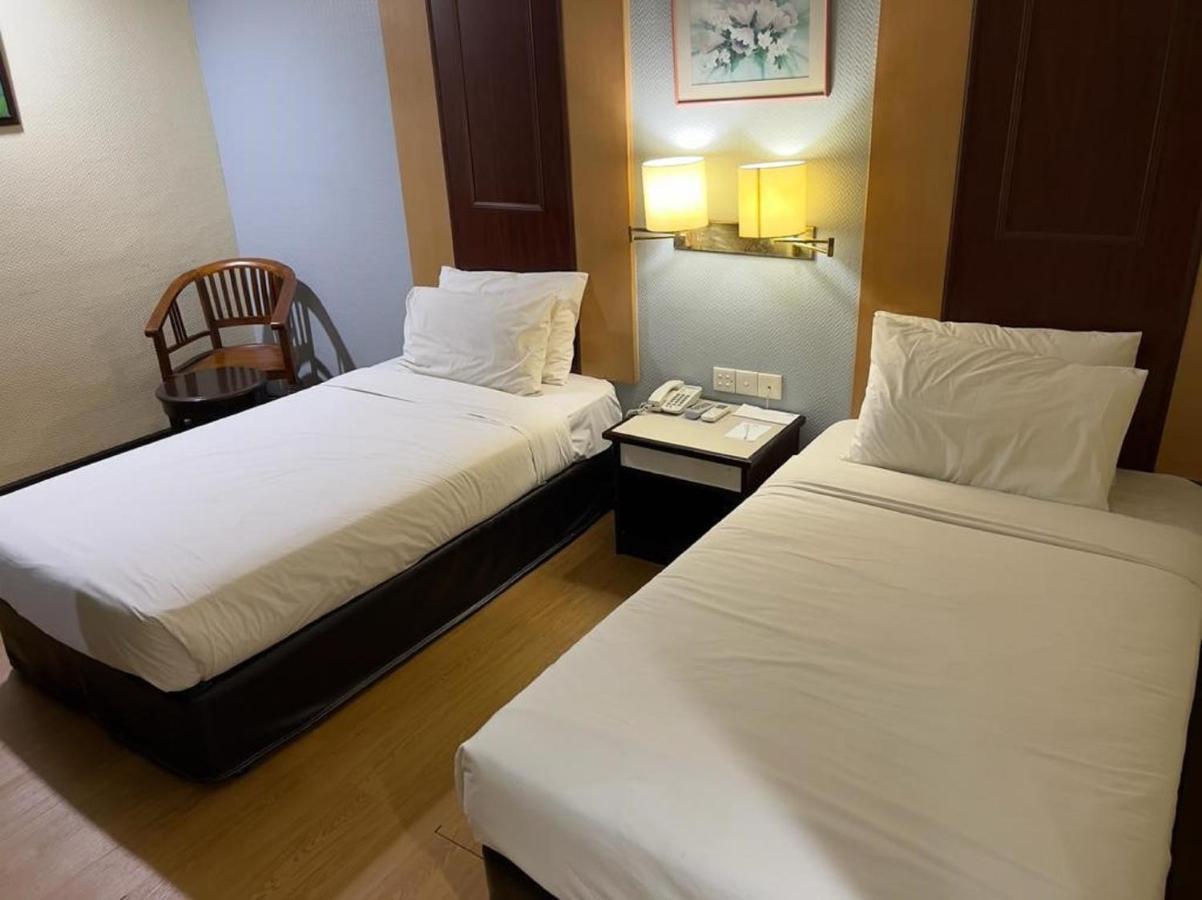 Palace Hotel Куала Лумпур Екстериор снимка