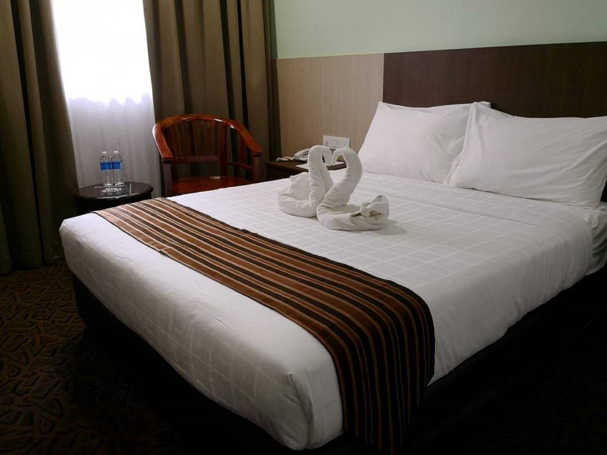 Palace Hotel Куала Лумпур Екстериор снимка