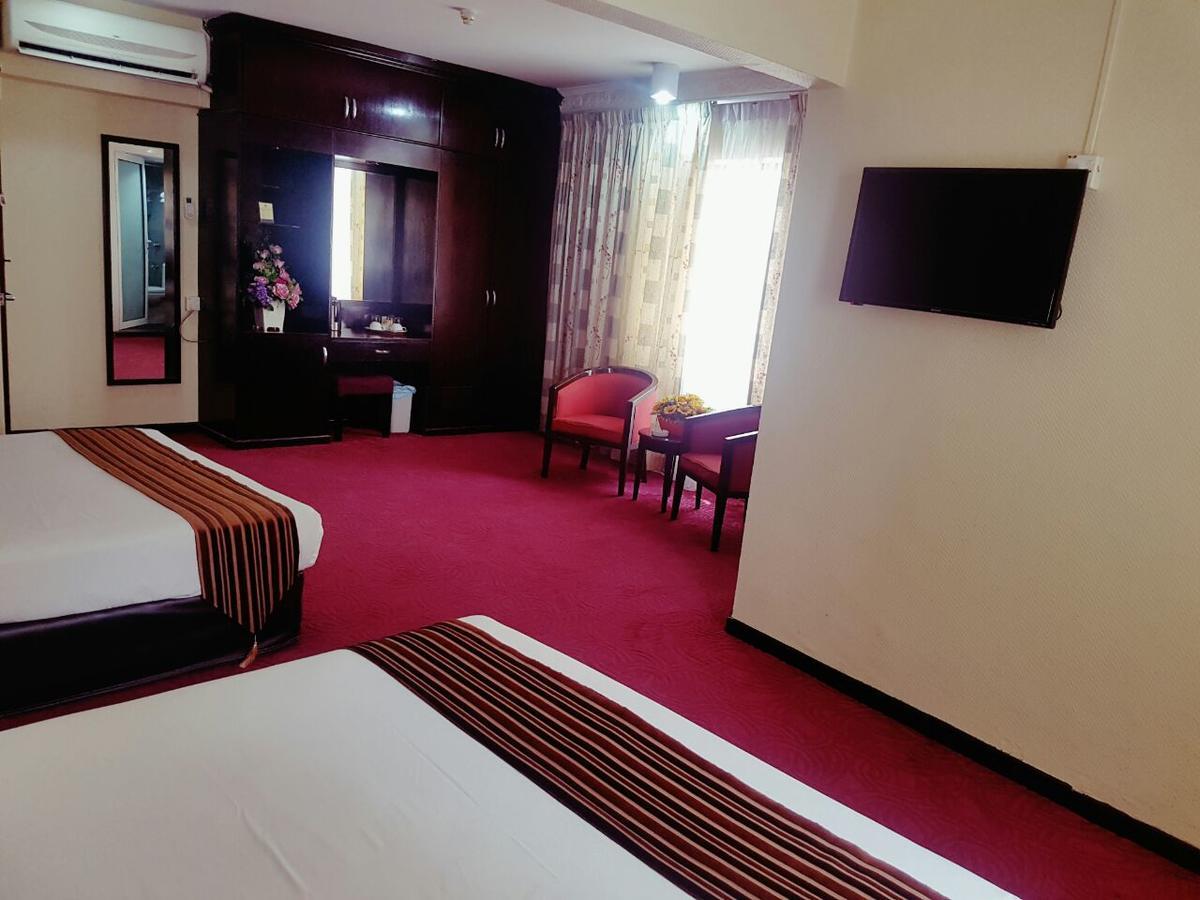 Palace Hotel Куала Лумпур Екстериор снимка