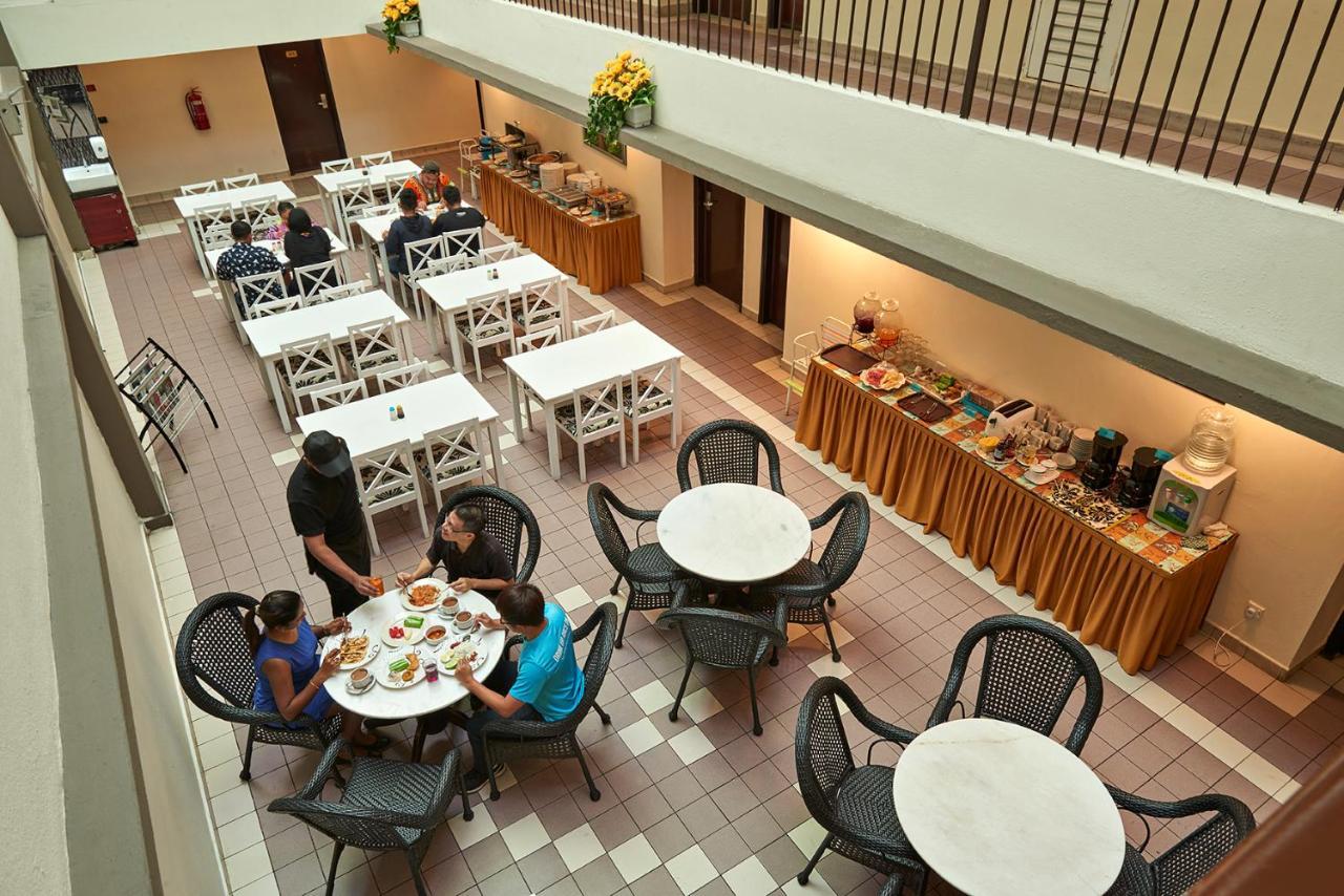 Palace Hotel Куала Лумпур Екстериор снимка
