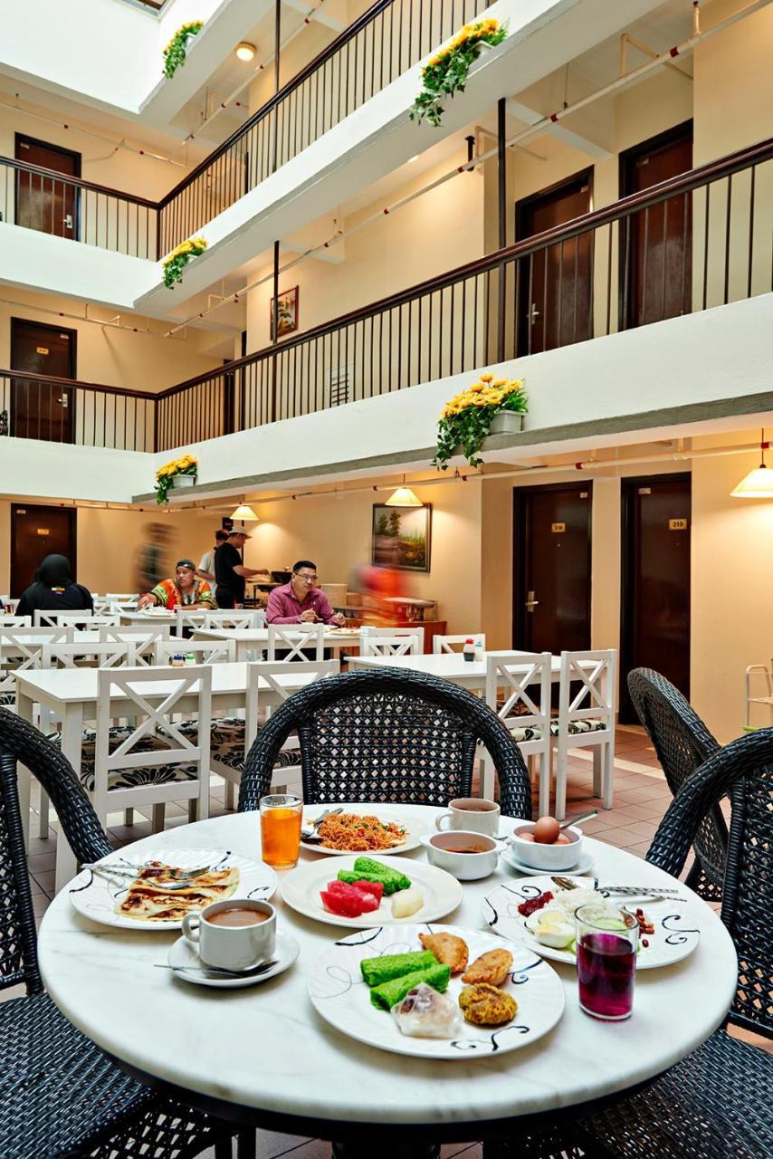 Palace Hotel Куала Лумпур Екстериор снимка